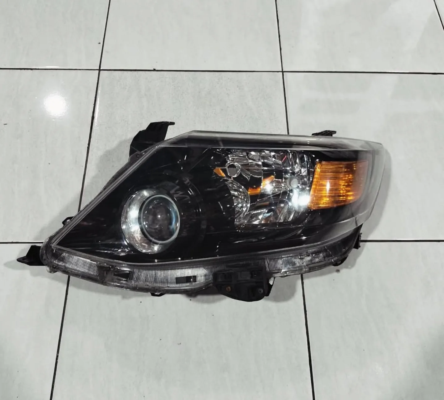 HEADLAMP FORTUNER VNT 2013 thumbnail 4