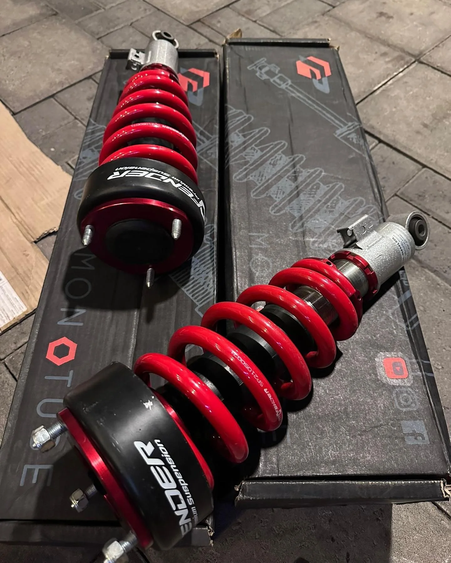 Lowering Kit Eibach Pajero Old/ANPS No Press thumbnail 4