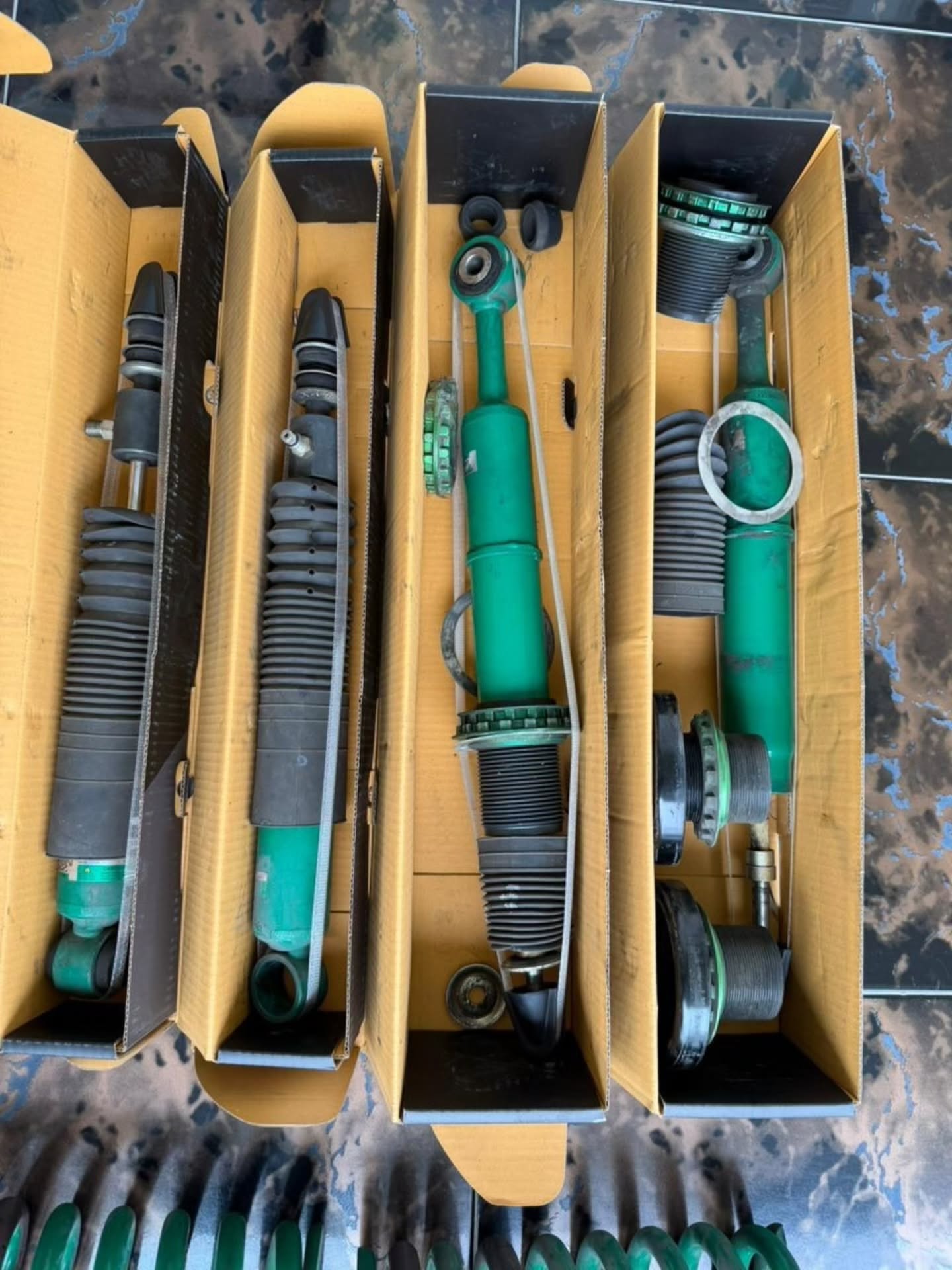 TEIN COILOVER FORTUNER thumbnail 2